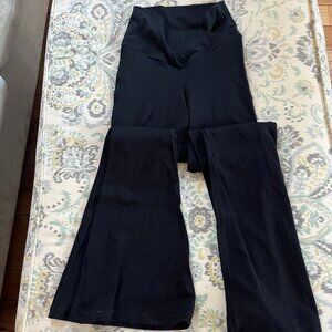 OFFLINE by aerie Super Flare Black Leggings Size  S / P